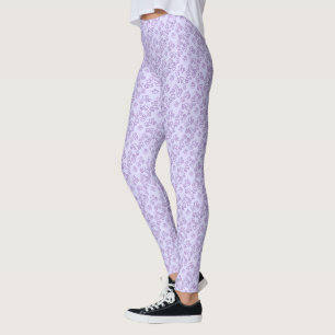 Kleines Lila Herzmuster über Pastel Lila Leggings