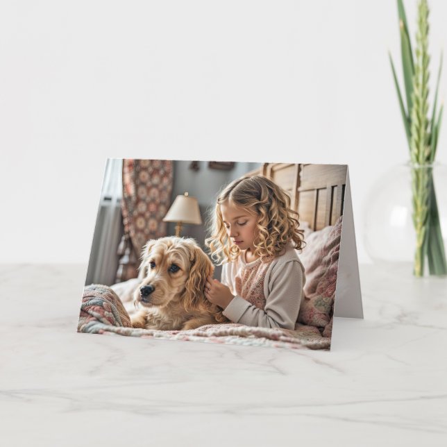 Kleines Mädchen betet mit Hund Karte (Vorderseite)