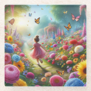 Kleines Mädchen in einem Feld der Blume und Schmet Glasuntersetzer