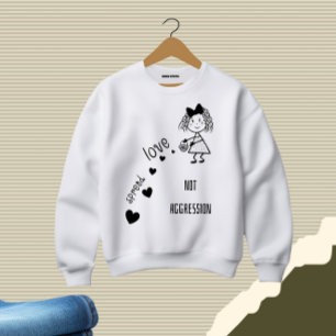Kleines Mädchen mit Herz Sweatshirt