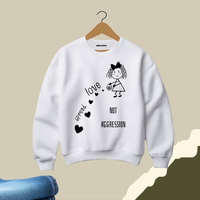 Kleines Mädchen mit Herz Sweatshirt (Von Creator hochgeladen)