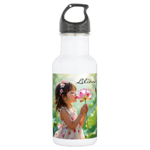 Kleines Mädchen riecht an einer rosa Rose Personal Edelstahlflasche