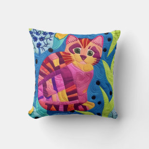 Kleines, reizbares Kittenquilt wie Design Kissen