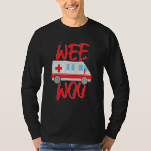 Kleines Rettungswagen-Auto Woo Medicare-Fahrer Med T-Shirt