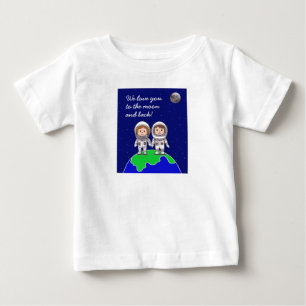 Kleinkind T-Shirt mit Mama und Vater von Jo Images