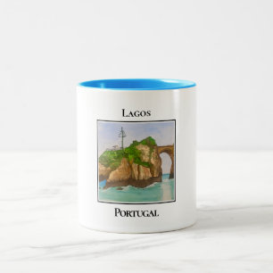 Klippen in Lagos, Portugal Zweifarbige Tasse