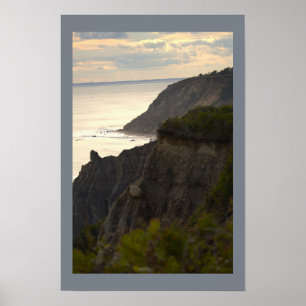 Klippenseelandschaftsfotoplakat bei Sonnenuntergan Poster
