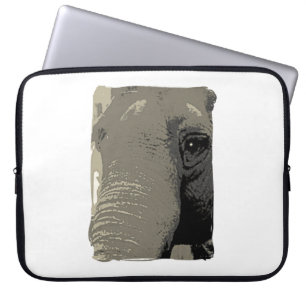 Kluge Elefant-Augen-Nahaufnahme in den Graun Laptopschutzhülle