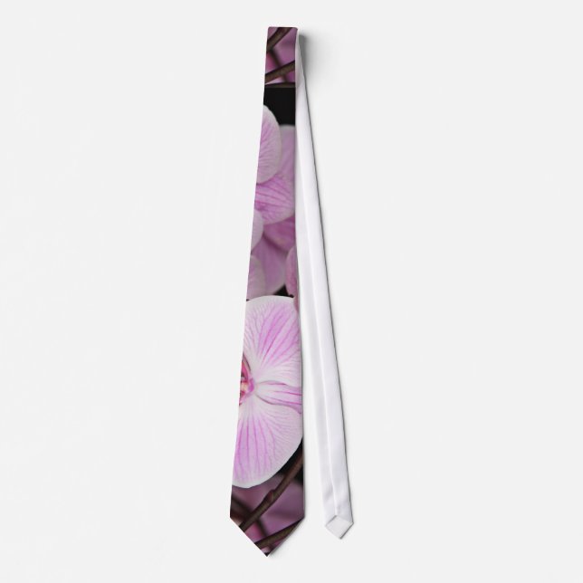 Knallende rosa Orchideen auf einem schwarzen Krawatte (Vorderseite)