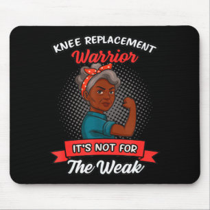 Knie-Ersatz-Krieger-Oma glücklich mit neuen Knien Mousepad