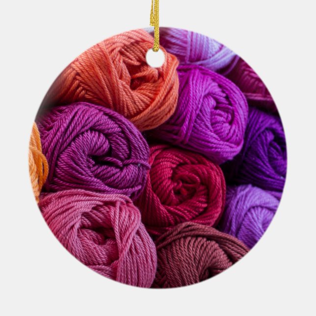 Knittern, Kegelgarn, bunte Kleider Keramik Ornament (Hinten)