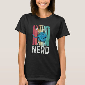 Knitting Nerd Knitter Knitting Retro Knit Motheru T-Shirt