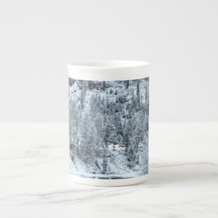 Knochen-China-Tasse - "Winter-Tag bei Yellowstone Prozellantasse