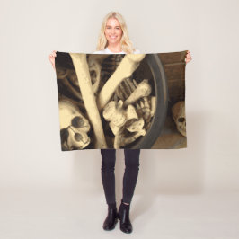 Knochenstall. Fleecedecke