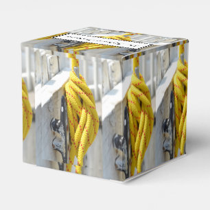 Knot Another von Kenneth Yoncich Geschenkschachtel
