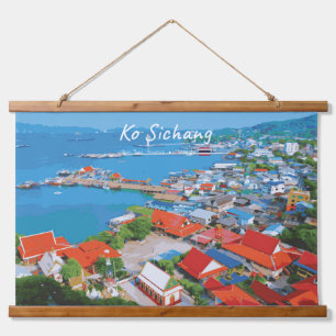 Ko Sichang, Thailand - Lebendige Hafenansicht Wandteppich Mit Holzrahmen
