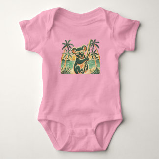 Koala entspannt am Strand – Tropische Sommerstimmu Baby Strampler