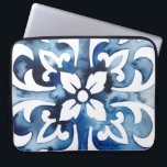 Kobaltstein II Laptopschutzhülle<br><div class="desc">Cobalt Tile II von Grace Popp. Blaues Fliesenmuster mit Blumenmuster.</div>