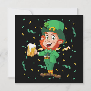 Kobold trinkt Bier St. Patrick's Day