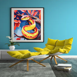 Kobra mit lebendiger rot-gelber Waage in Baumkrone Poster