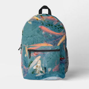 Koi-Fische schwimmen im Teich Bedruckter Rucksack