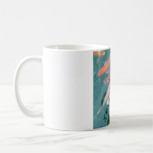 Koi-Fische schwimmen im Teich Kaffeetasse