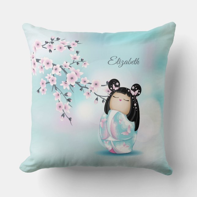 Kokeshi Doll Cherry Blossoms Monogram Kissen (Vorderseite)