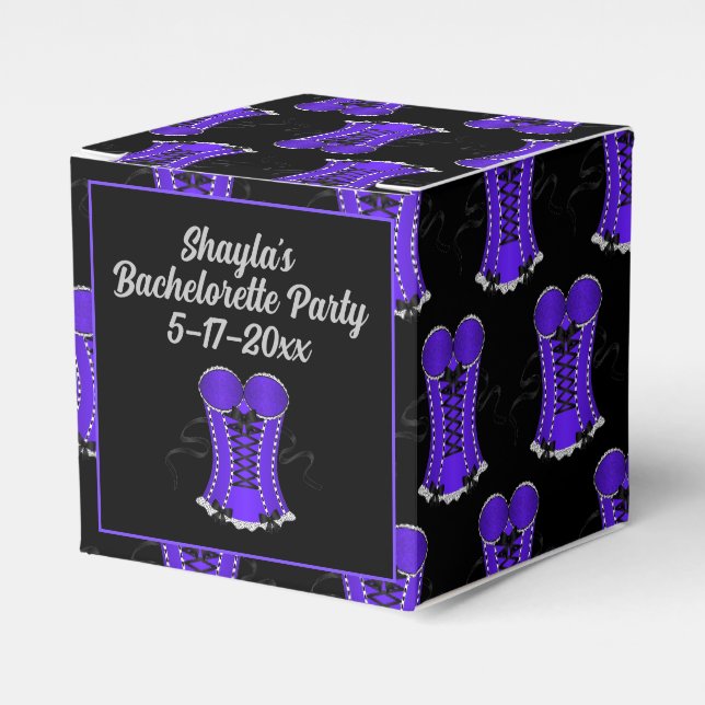 Kokett Lila Corset Cube Geschenkschachtel (Vorderseite)