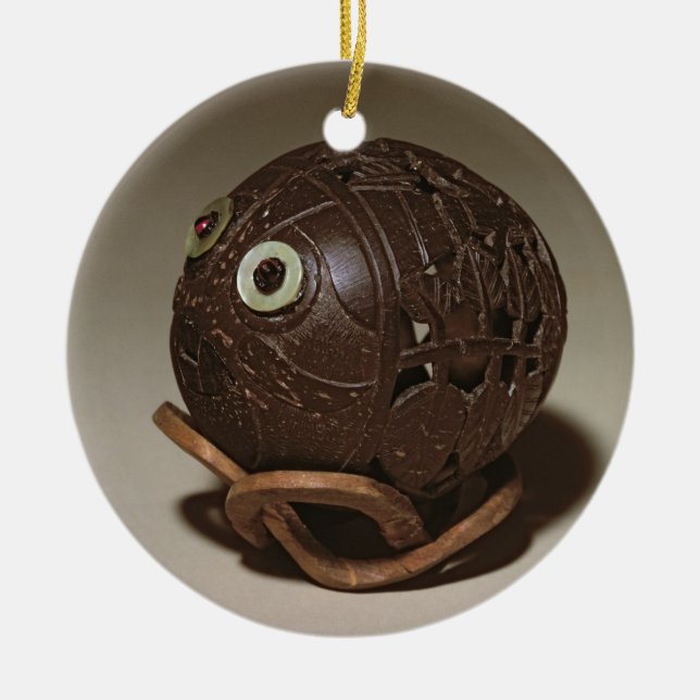 Kokosnuss gemeißelt in ein Gesicht, c.1895 Keramik Ornament (Vorne)