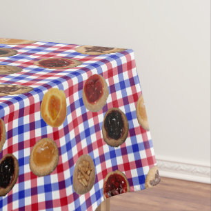Kolaches auf tschechischem Karo tablecloth Tischdecke