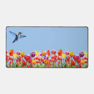 Kolibri und bunte Tulpenblüten Schreibtischunterlage