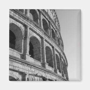 Kolosseum in Rom. Amphitheater Monumental Roman Magnet