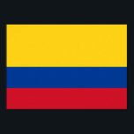 kolumbianische Flagge Poster<br><div class="desc">Die kolumbianische Flagge ist eine horizontale Trikolore. Die verwendeten Farben in der Flagge sind blau,  rot,  gelb. Der Anteil der kolumbianischen Flagge ist 2:3. Die Flagge Kolumbiens wurde 1861 adoptiert. Die erste Verwendung des aktuellen Flagdesigns erfolgte 1810. Die letzte Änderung am aktuellen kolumbianischen Flaggendesign erfolgte 1949.</div>