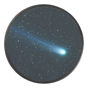 Komet im nächtlichen Himmel Eishockey Puck