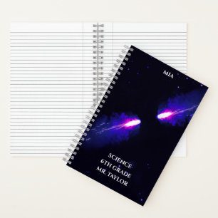 Kometen prallen auf lila kosmischen Raum  Notizbuch