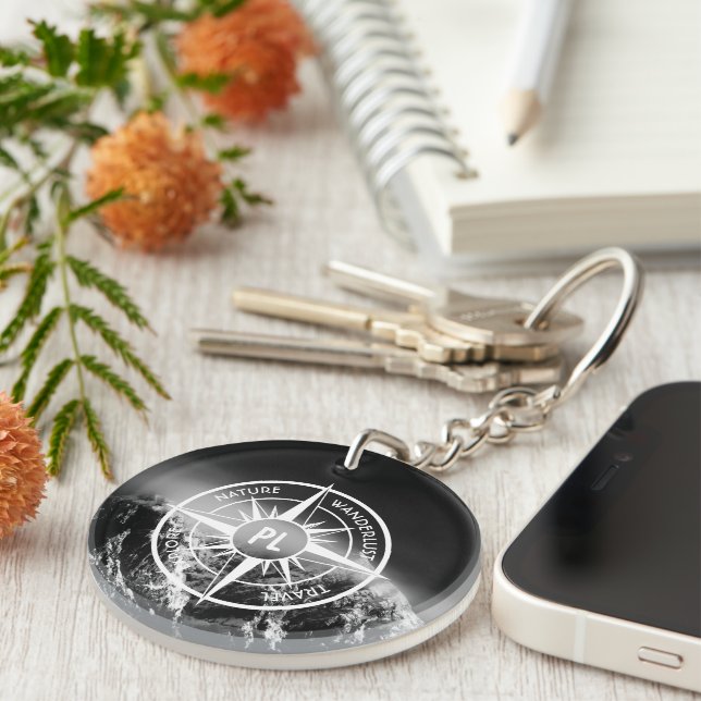 Kompass-Sternemblem monogramm dramatische Berge Schlüsselanhänger (Vorderseite rechts)