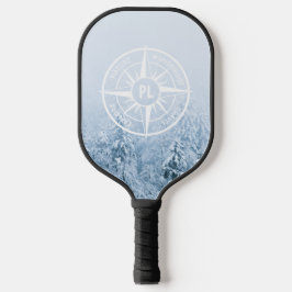 Kompass-Sternemblem monogramm Winterfichtenwald Pickleball Schläger