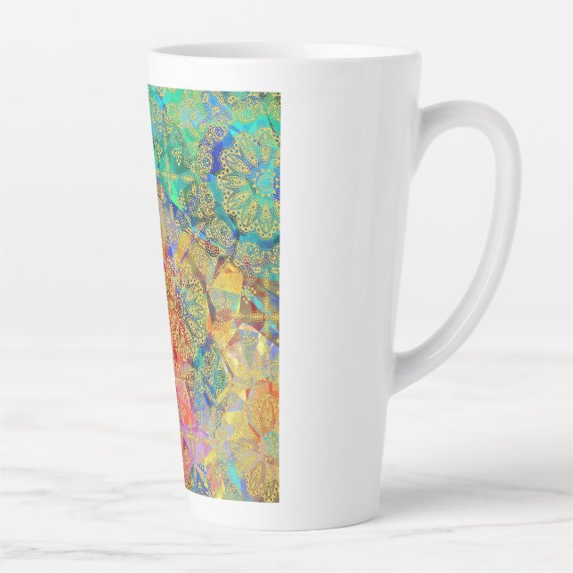 Komplexe Mandala-Muster in Gold  Milchtasse (Rechts)