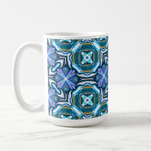 Komplexes kaleidoskopisches Motiv in Blau Kaffeetasse