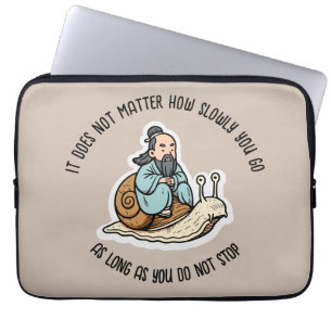 Konfuzius und Schnecke Laptopschutzhülle