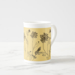 Königin Anne's Lace auf einer Knochen-China-Tasse Prozellantasse