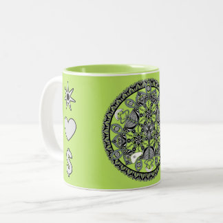 Königin der Schlangen (handgezeichnet monochrom) Zweifarbige Tasse