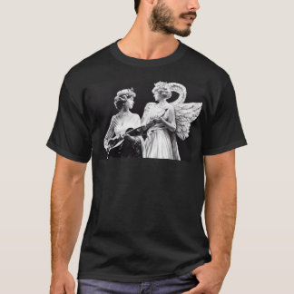 Königin Elisabeth II. spielt Gitarre als Engel. T-Shirt