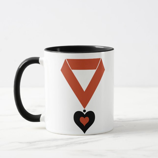 Königin von Herz Medallion Tasse (Links)
