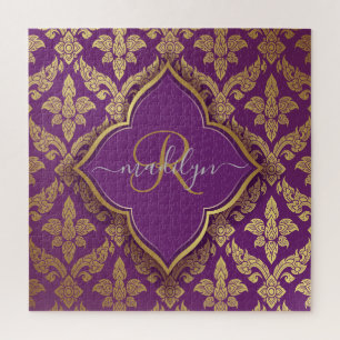 Königliches Lila Gold Damast Muster Fleur Monogram