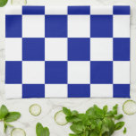 Königsblau-und weißeskariertes Muster Handtuch<br><div class="desc">Klassisches Königsblau- und weißeskariertes Muster wird von den Reihen der wechselnden weißen und blauen Quadrate gemacht. Fühlen Sie sich frei,  das Produkt besonders anzufertigen,  um es Ihre Selbst zu machen.  

 Digital geschaffen Bild des Pixels 9000 x 6000. 
 Copyright ©2015 Claire E. Skinner,  alle Rechte vorbehalten.</div>