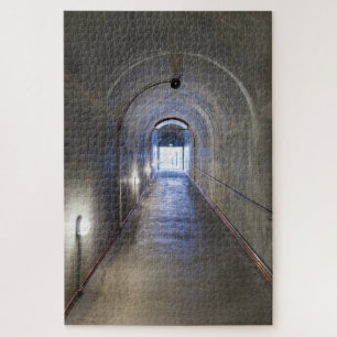 Konkreter Tunnel in einem Nazi-Bunker