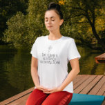 Konzentrieren Sie sich auf Sie, dann blühen Sie T  T-Shirt<br><div class="desc">Ermächtigung verbreiten mit diesem inspirierend,  "Wettstreit nicht. Konzentriere dich! Dann blühen Sie" T - Shirt!</div>