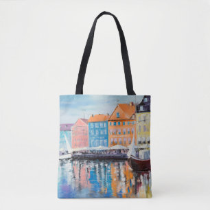 Kopenhagen an einem strahlenden Tag, farbenfrohe G Tasche