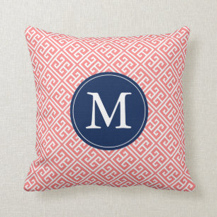 Korallenblau-griechisches Schlüsselmuster Monogram Kissen
